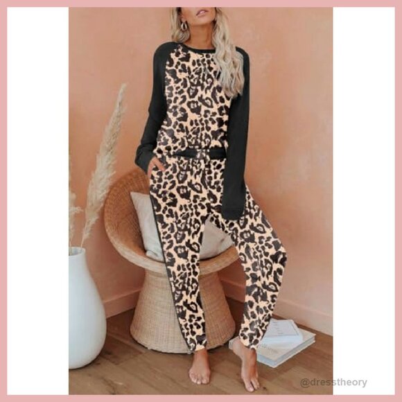 Women's Long Sleeve Pajama Set with Pockets Soft Lounge Wear - Picture 3 of 5